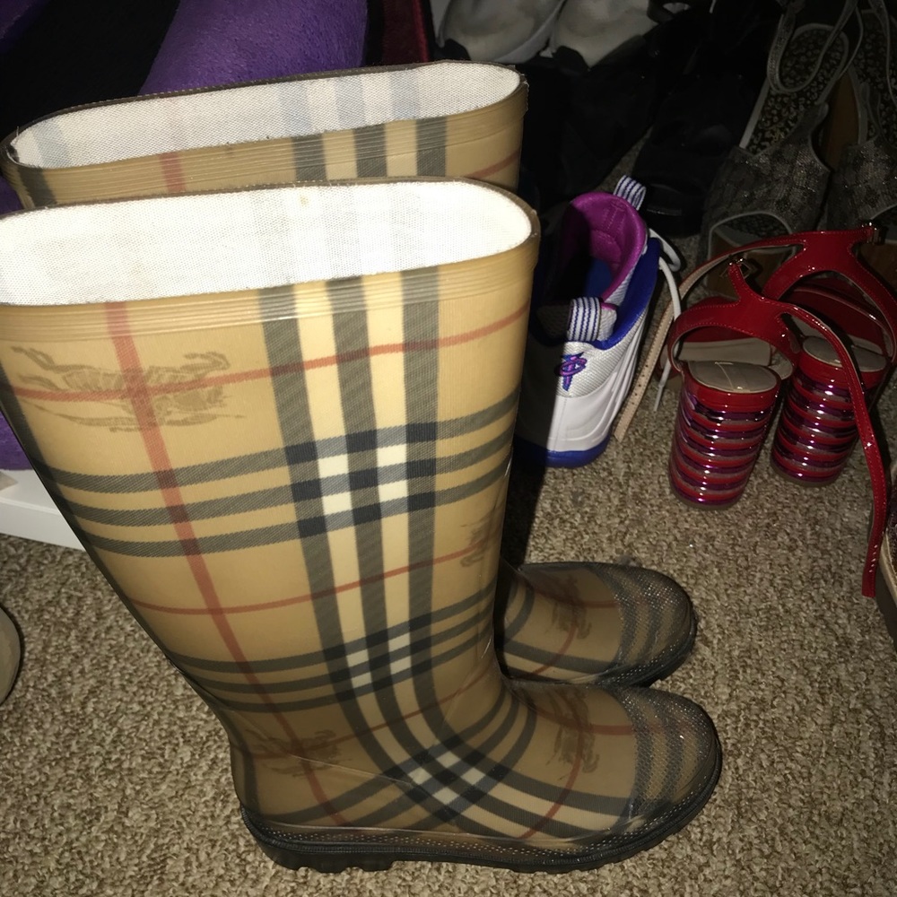 Burberry rain boots